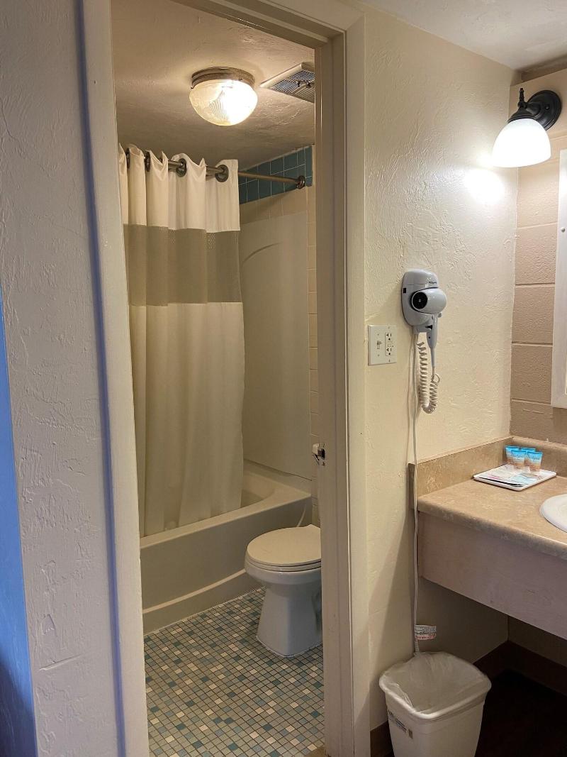 Buccaneer Inn image