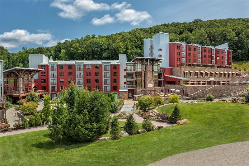 Bear Creek Mountain Resort image