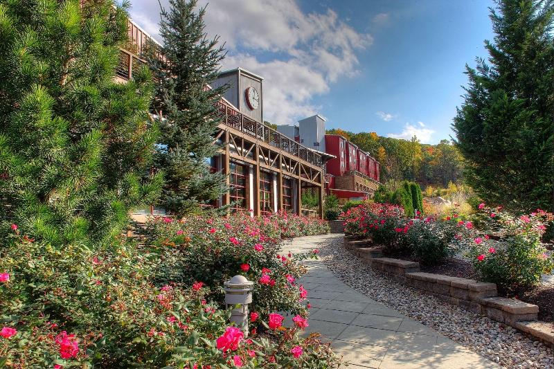 Bear Creek Mountain Resort image