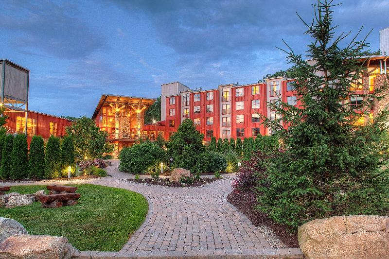 Bear Creek Mountain Resort image