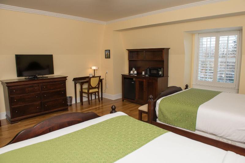 Mills Park Hotel image