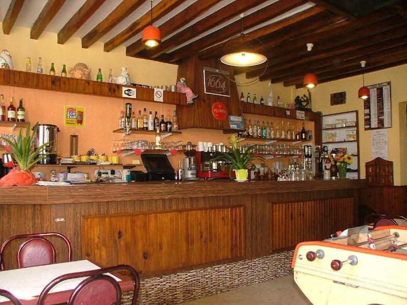 Hôtel de la place image