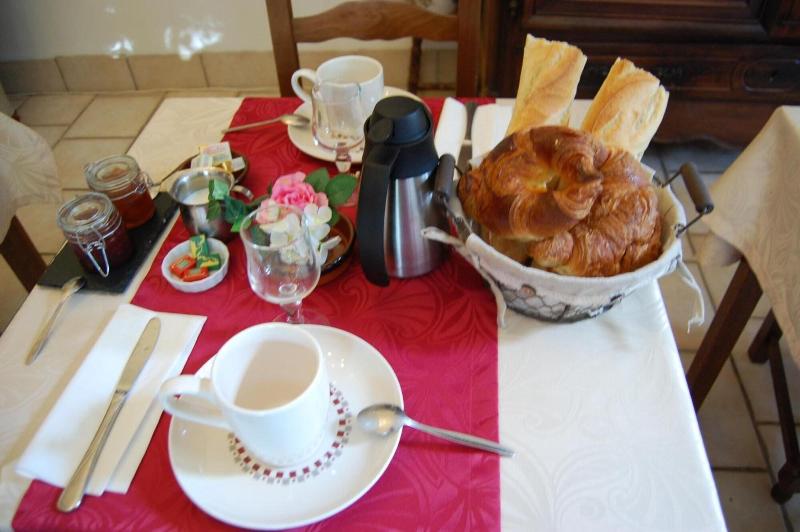 Bed and Breakfast Le Château de Morey image