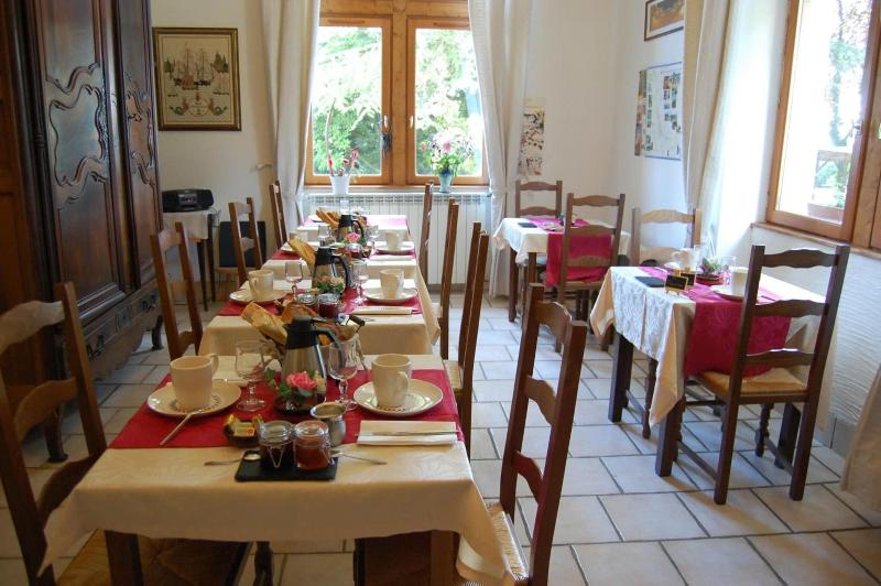 Bed and Breakfast Le Château de Morey image