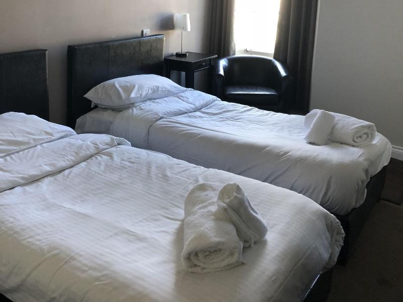 The Cornubia Inn image