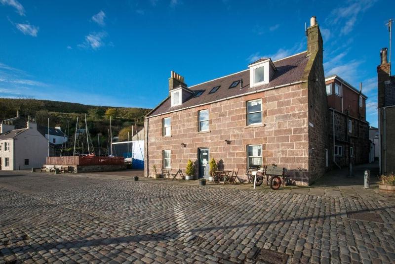 Shorehead Guest House image