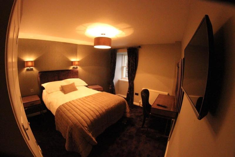 Shorehead Guest House image