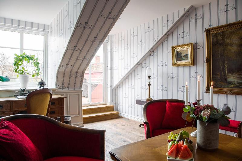 Höörs Gästgifwaregård image