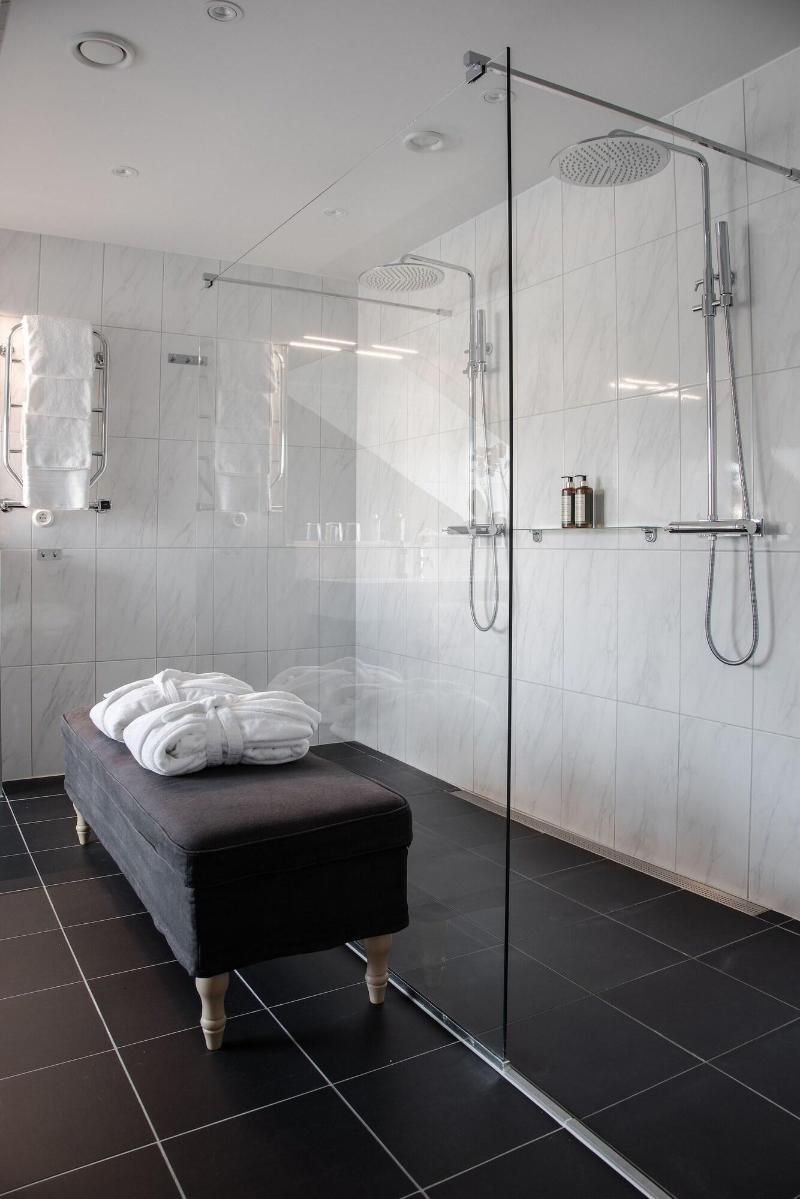 Höörs Gästgifwaregård image