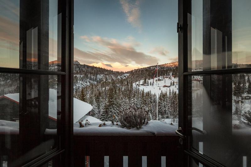 Rondane Høyfjellshotell image