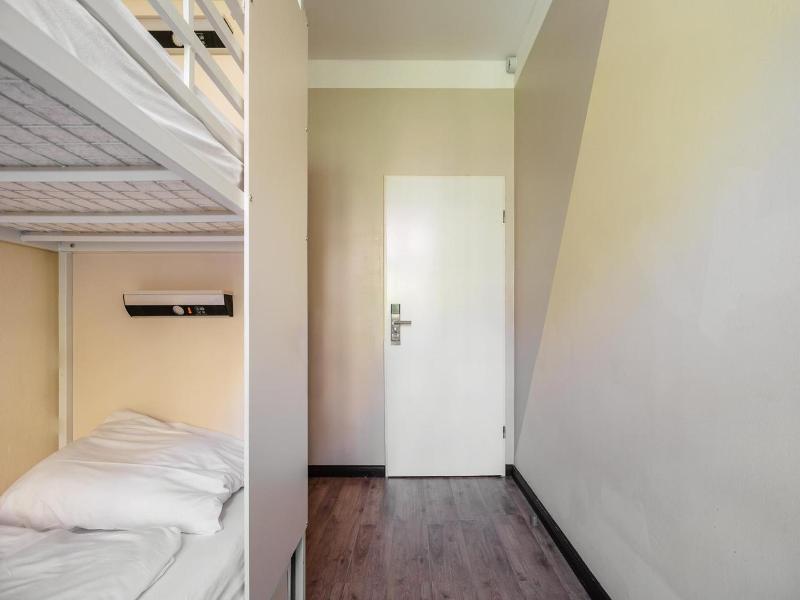 Eastseven Berlin Hostel image