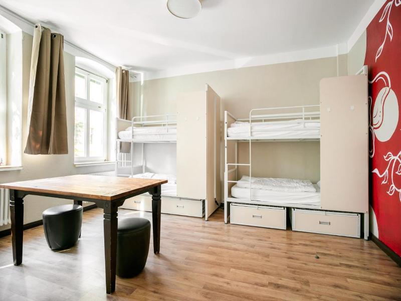 Eastseven Berlin Hostel image