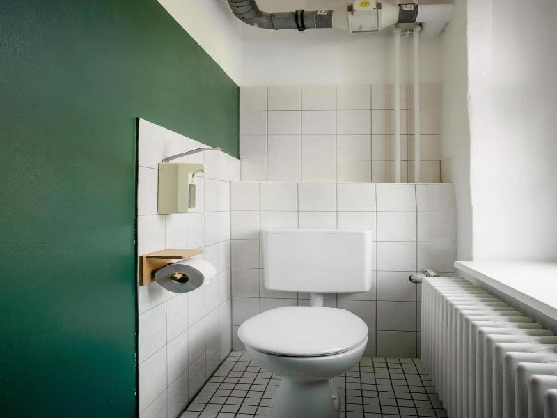 Eastseven Berlin Hostel image