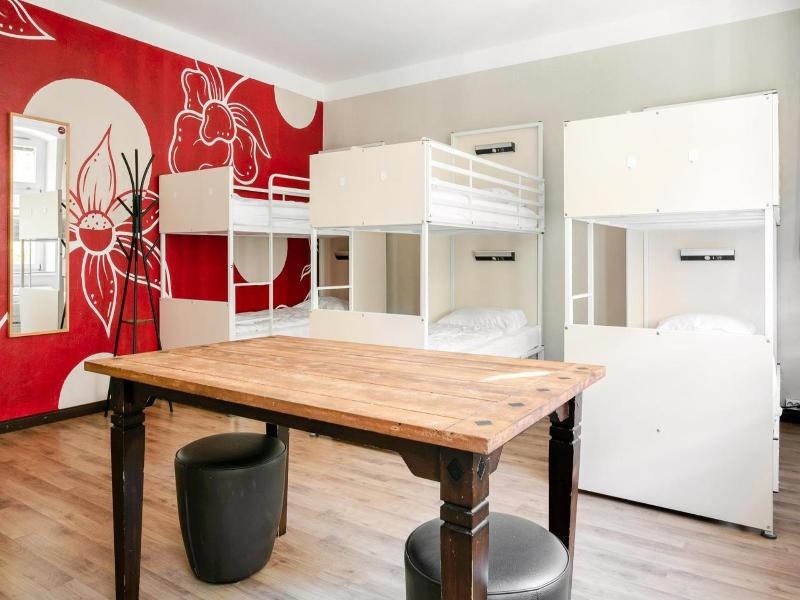 Eastseven Berlin Hostel image