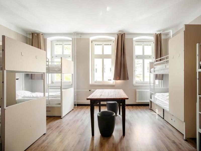 Eastseven Berlin Hostel image