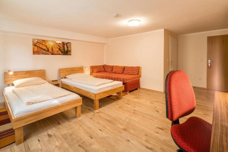 Hotel Bettstadl - Landshut image