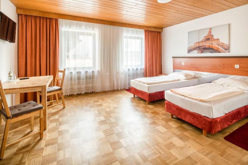 Hotel Bettstadl - Landshut image