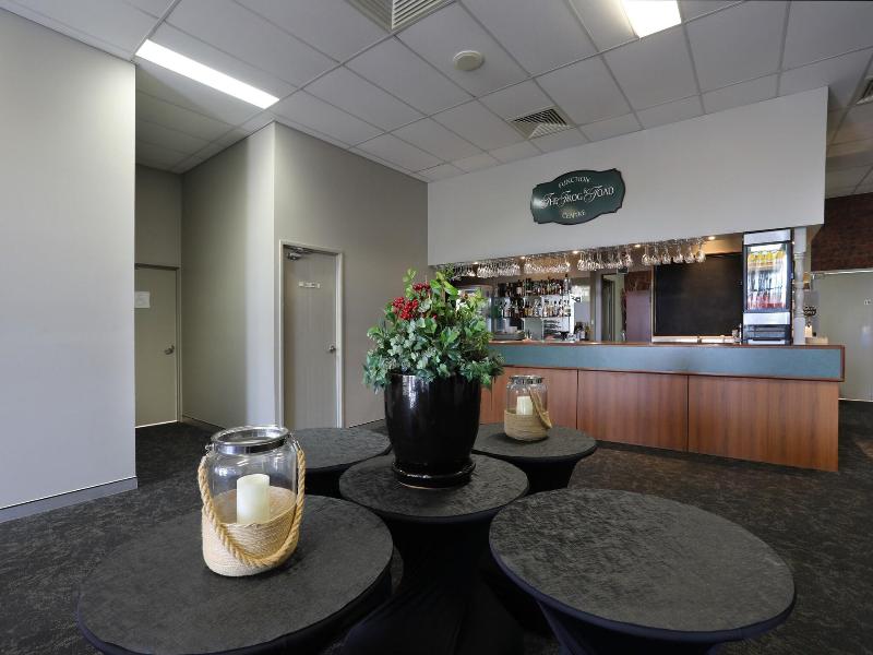 Redhill Tamworth Motor Inn & Conference Centre image