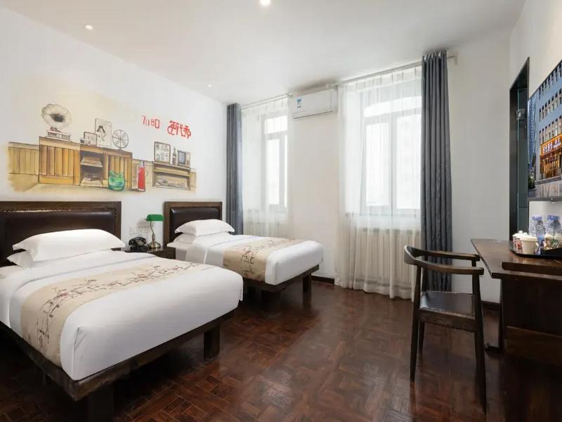 Nostalgia Hotel (Zhangjiakou Wuyi Street) image