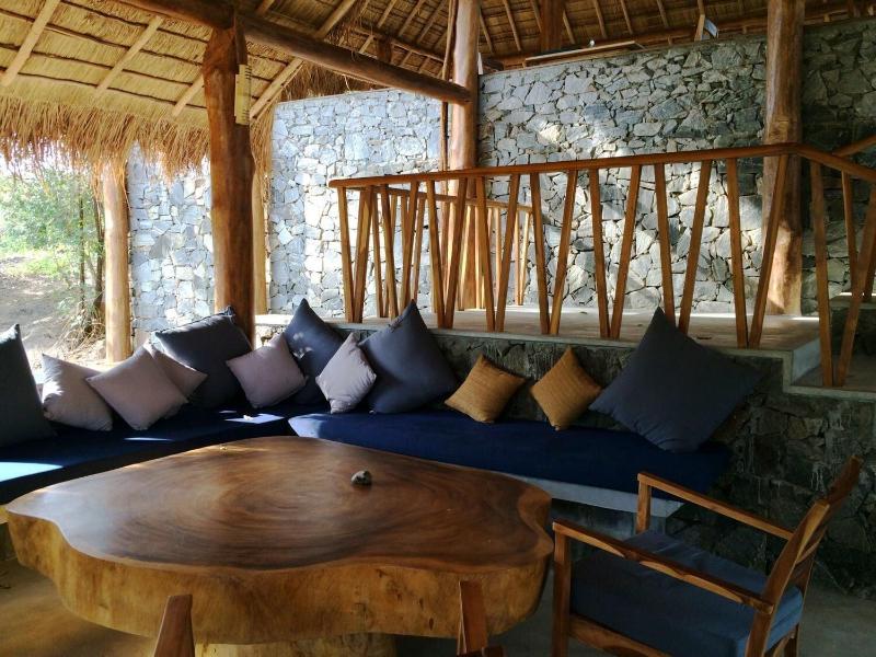 Gal Oya Lodge — exterior view