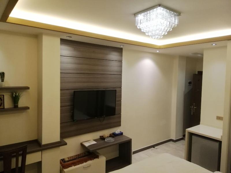 Seven Days Hotel image