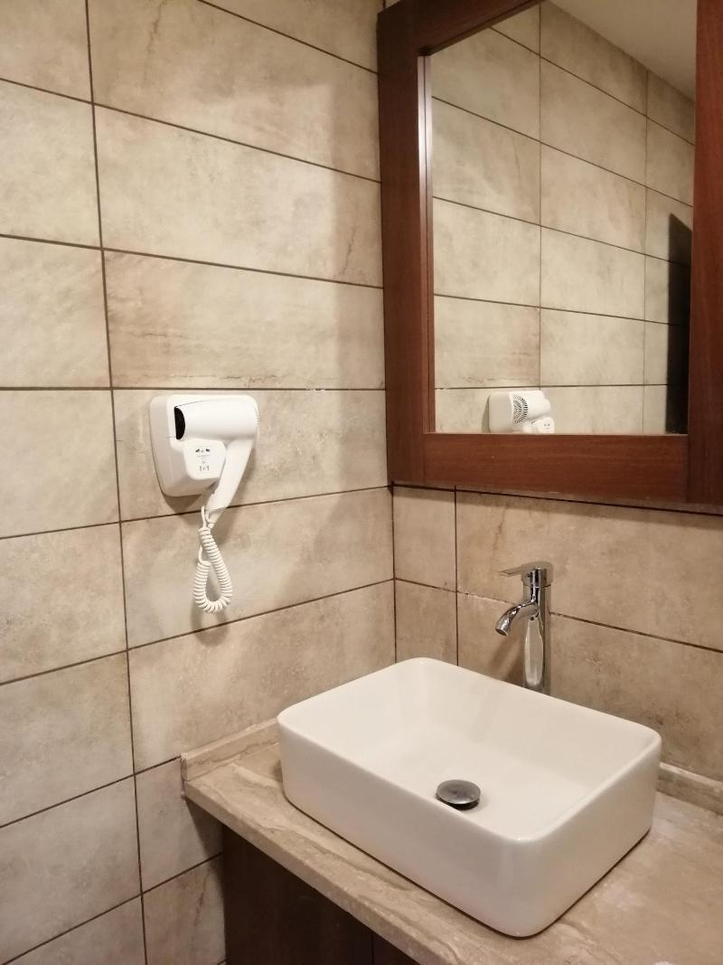 Seven Days Hotel image