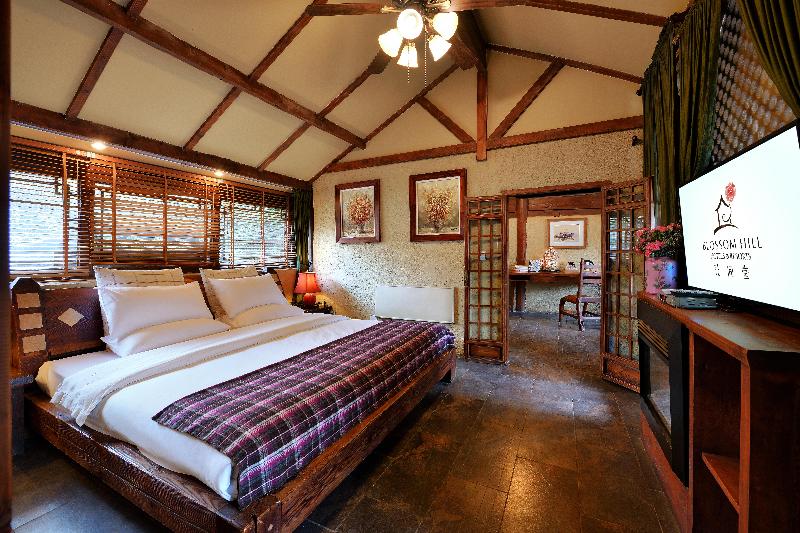 Blossom Hill Inn Neverland image