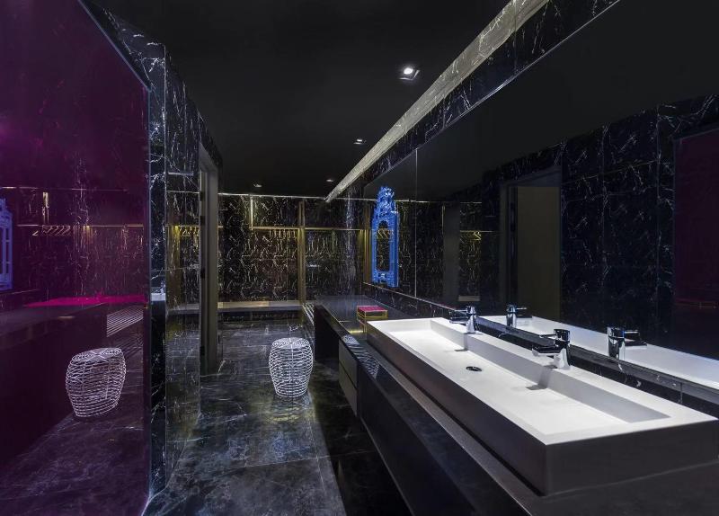Blossom House Beijing Houhai image