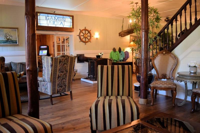 Blackbeard's Lodge image