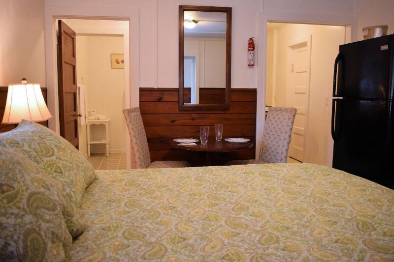 Blackbeard's Lodge image