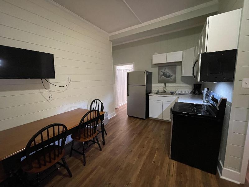 Blackbeard's Lodge image