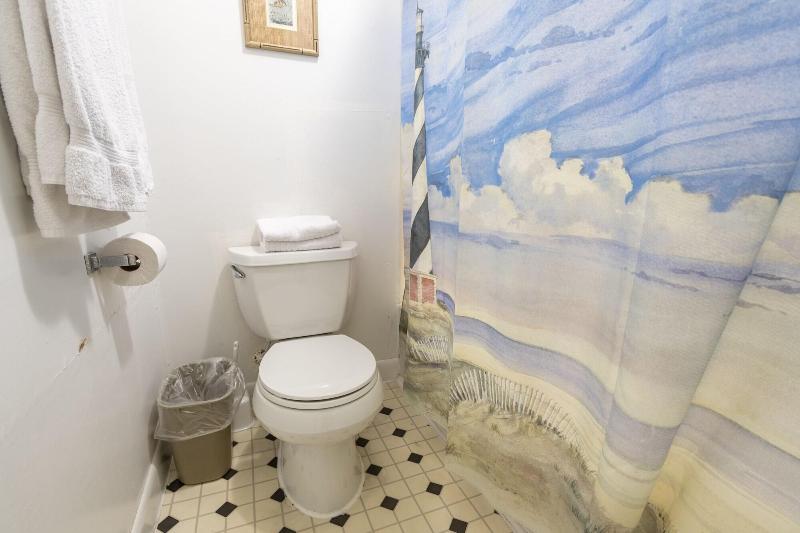 Blackbeard's Lodge image