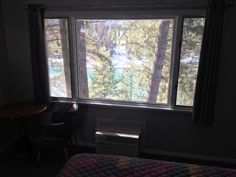 Rimrock Lodge image 3