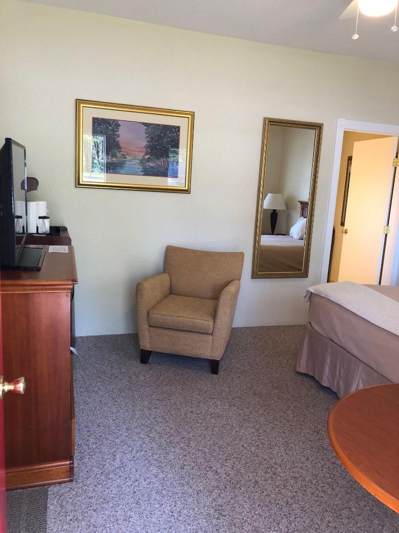 The Caden Hotel image 3
