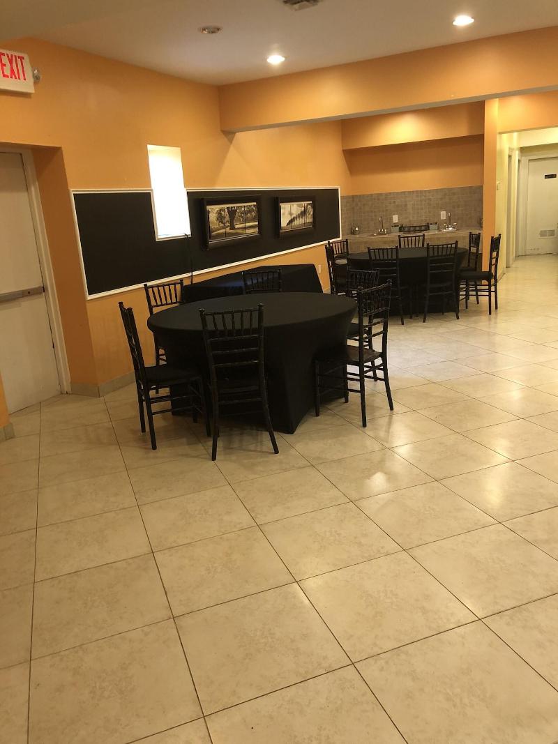 Sunview Motel image