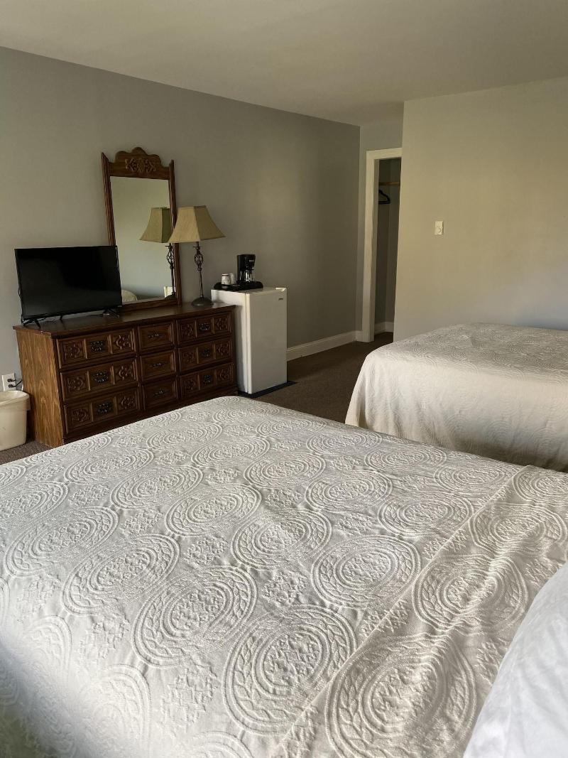 Sunview Motel image