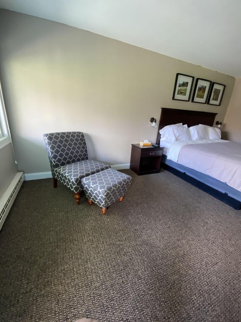 Sunview Motel image