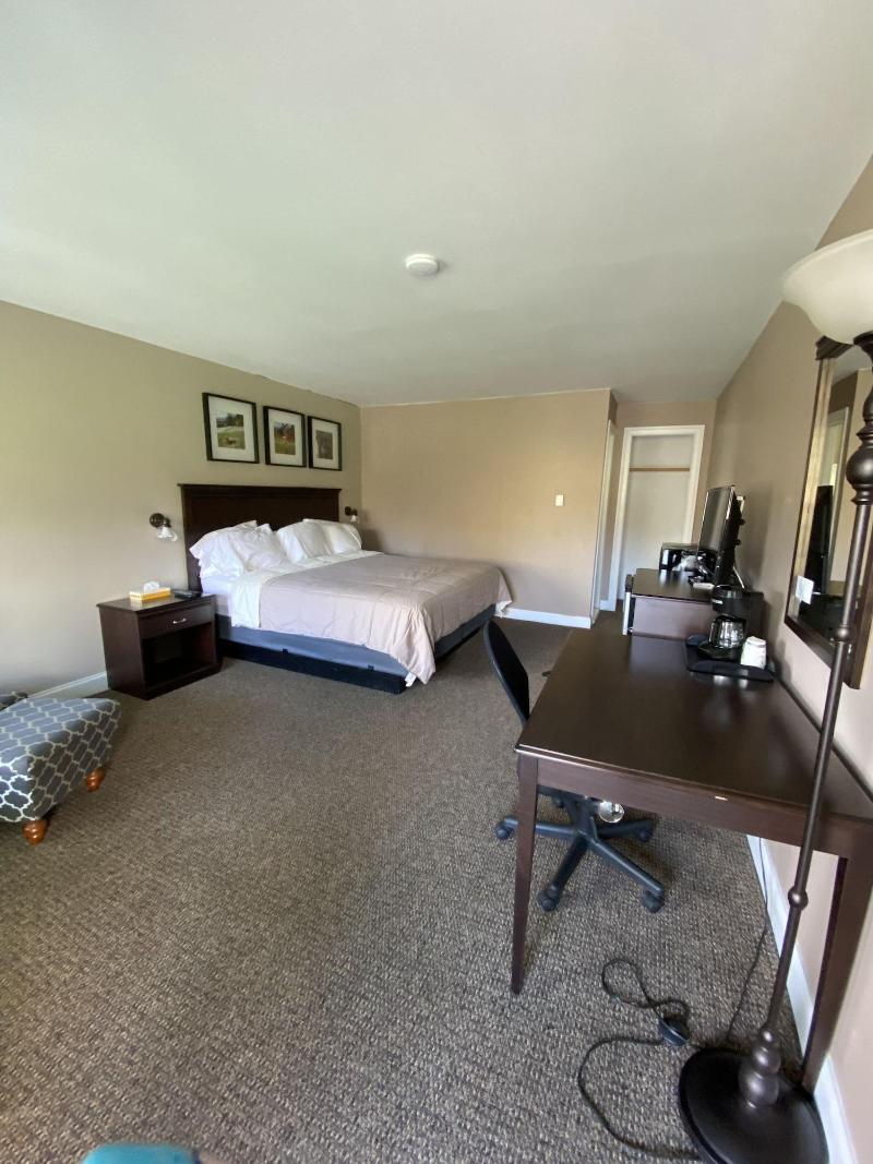 Sunview Motel image