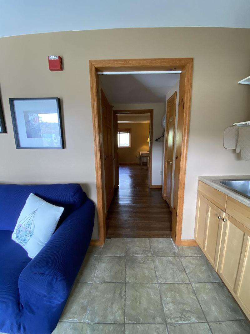 Sunview Motel image