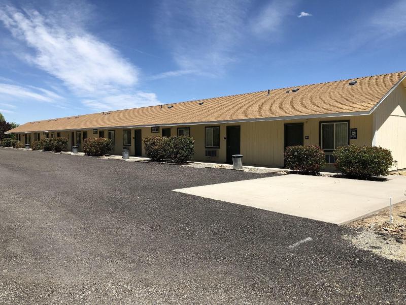 Meadowcliff Lodge image