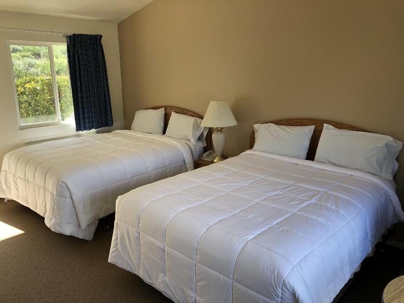 Meadowcliff Lodge image