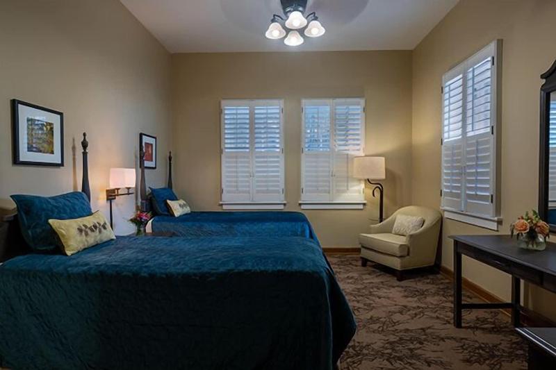 Mountain Lake Lodge image