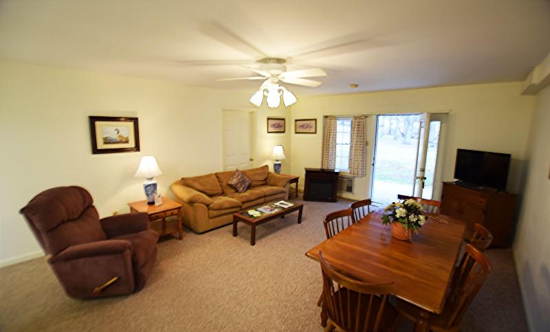 Graves Mountain Farm & Lodges image