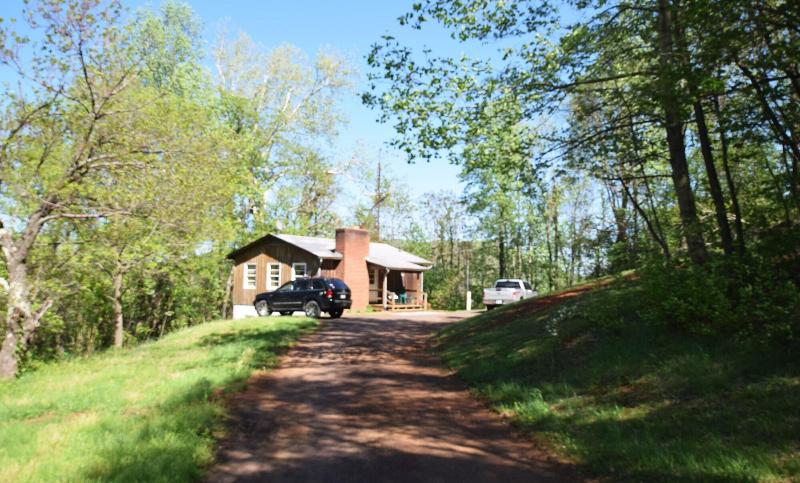 Graves Mountain Farm & Lodges image