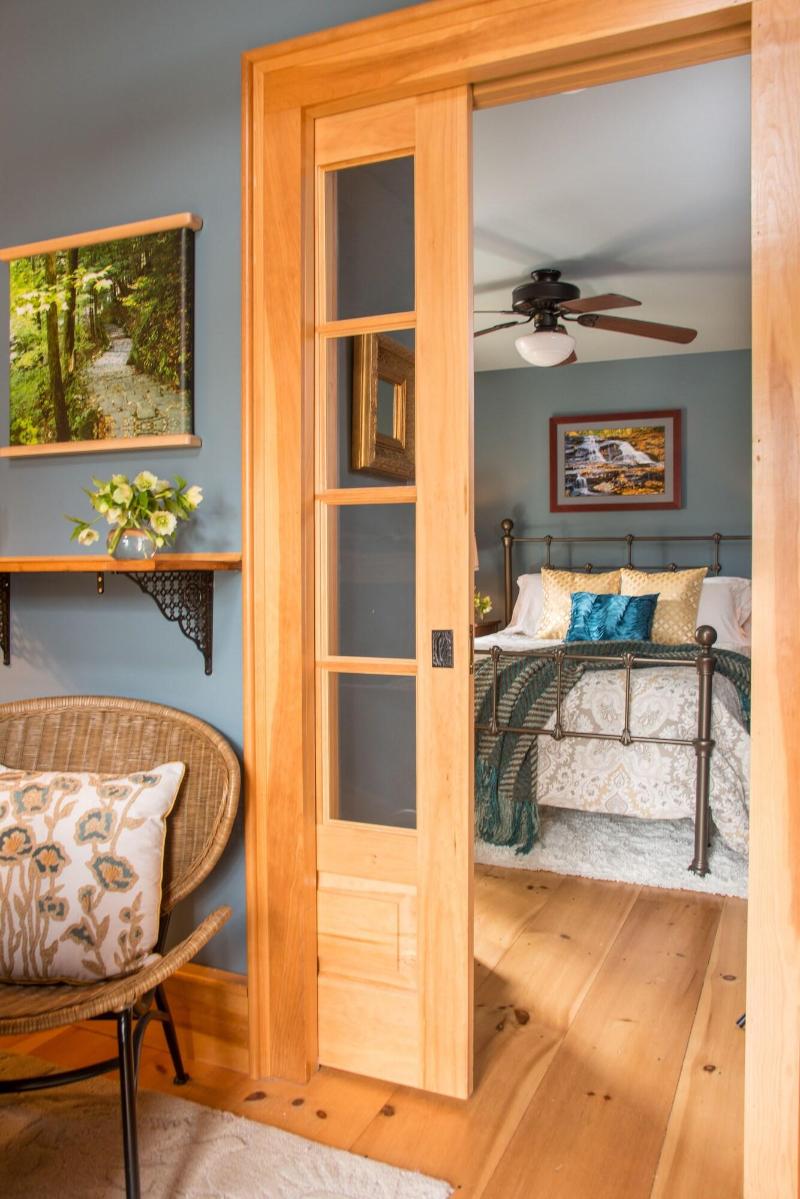 Gothic Eves Inn And Spa image