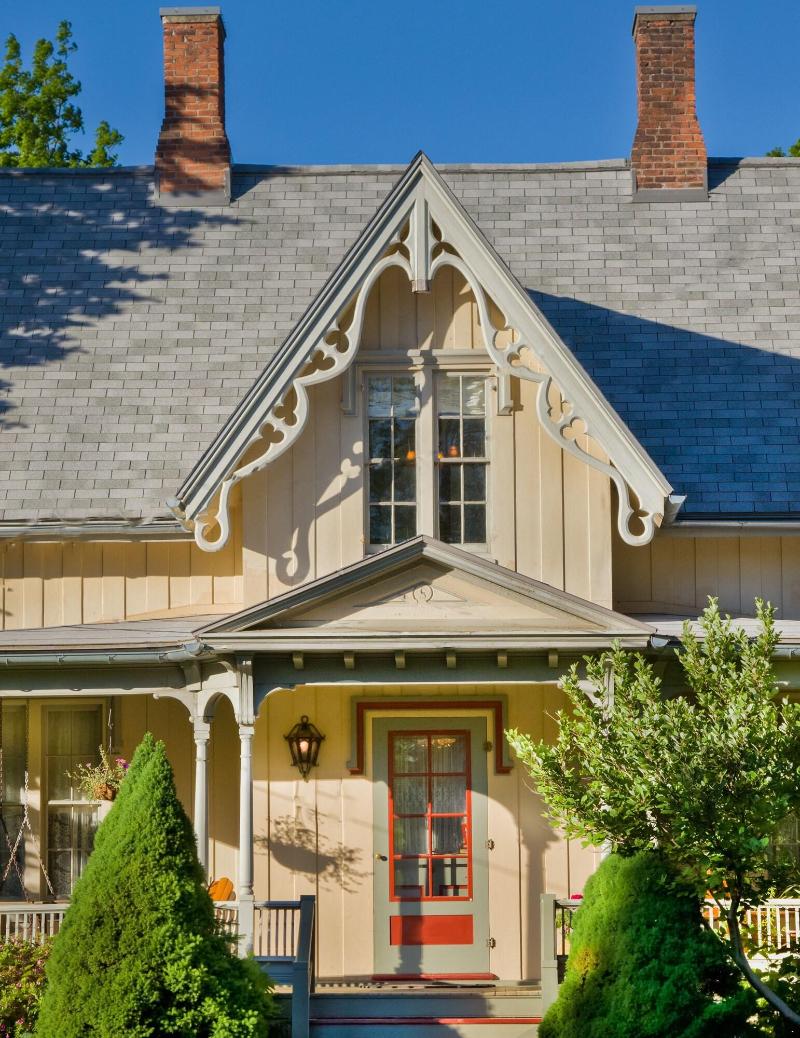 Gothic Eves Inn And Spa image