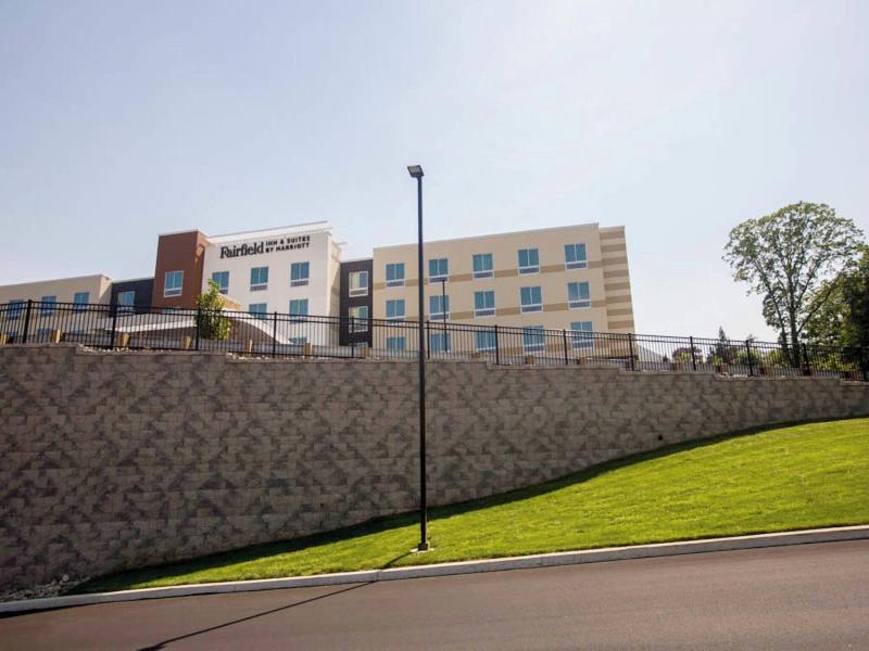 Fairfield Inn & Suites Philadelphia Broomall/Newto image