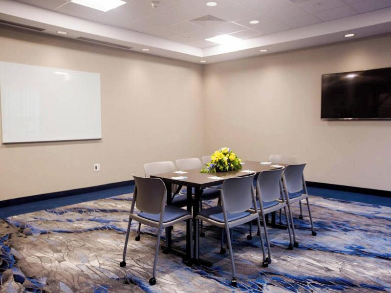 Fairfield Inn & Suites Philadelphia Broomall/Newto image