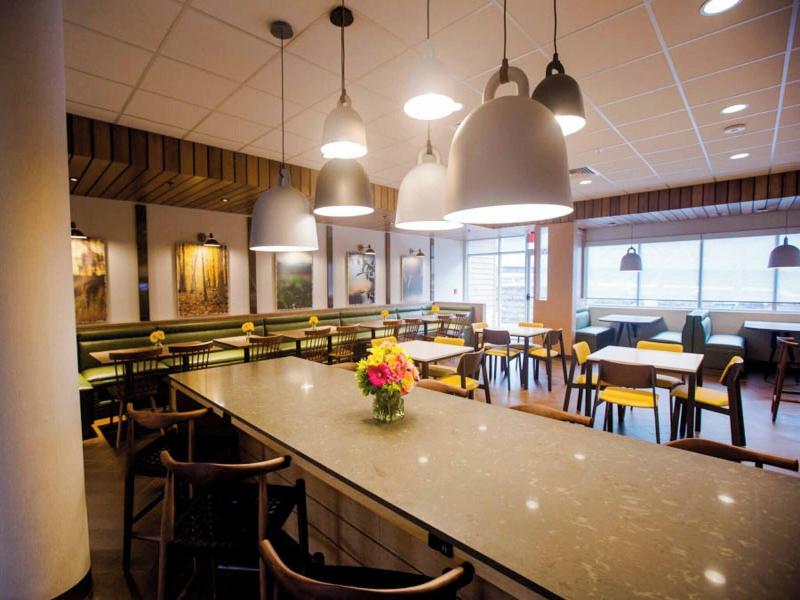 Fairfield Inn & Suites Philadelphia Broomall/Newto image