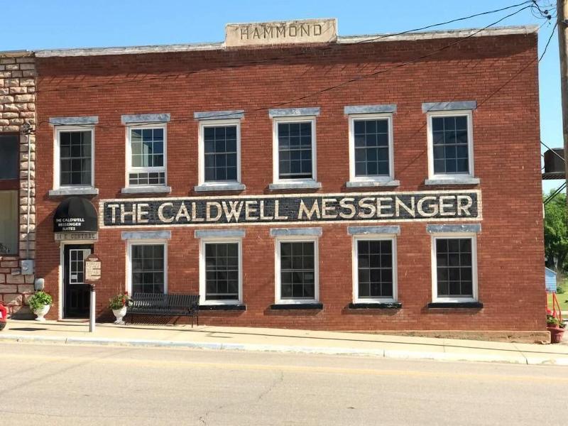 Caldwell Messenger Suites